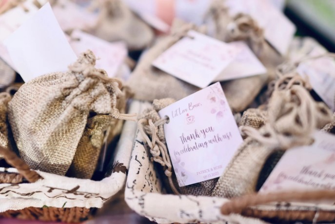 Современная сувенирная продукция Современная сувенирная продукция